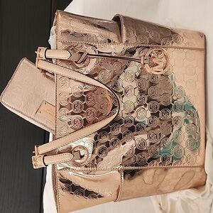 Michael Kors Jet Set Tote And Wallet In Rose gold